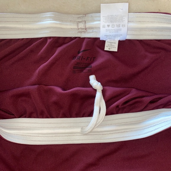 Nike Mini Sport Skirt (Burgundy) - Picture 5 of 10
